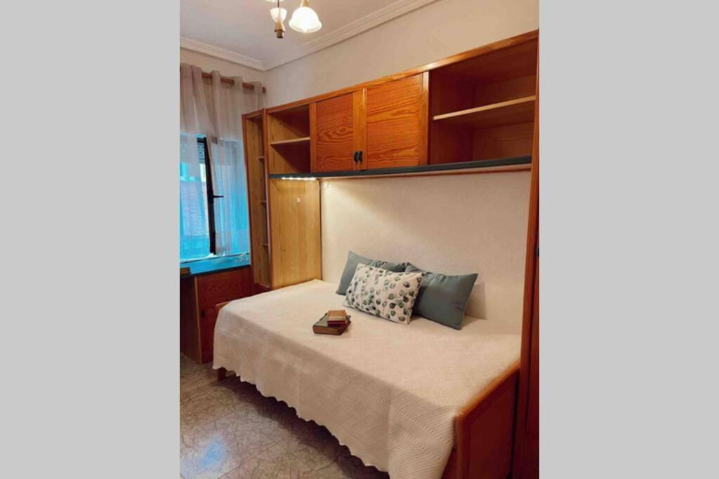 Calido Y Acogedor Apartamento, Ideal Para Familias Salamanca Luaran gambar