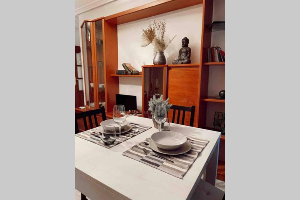 Calido Y Acogedor Apartamento, Ideal Para Familias Salamanca Luaran gambar